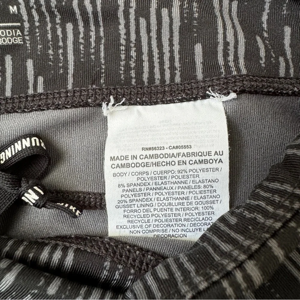 Nike‎ DRY-FIT  Cropped Leggings Flex 3.0 Capri Black Womens Size M